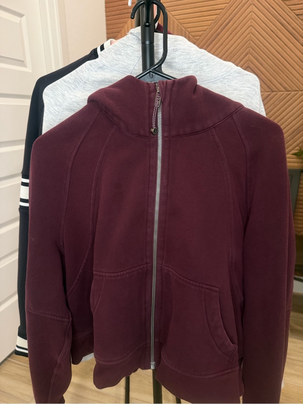 lululemon Scuba Oversized Full-Zip Hoodie - Picture 2 of 8